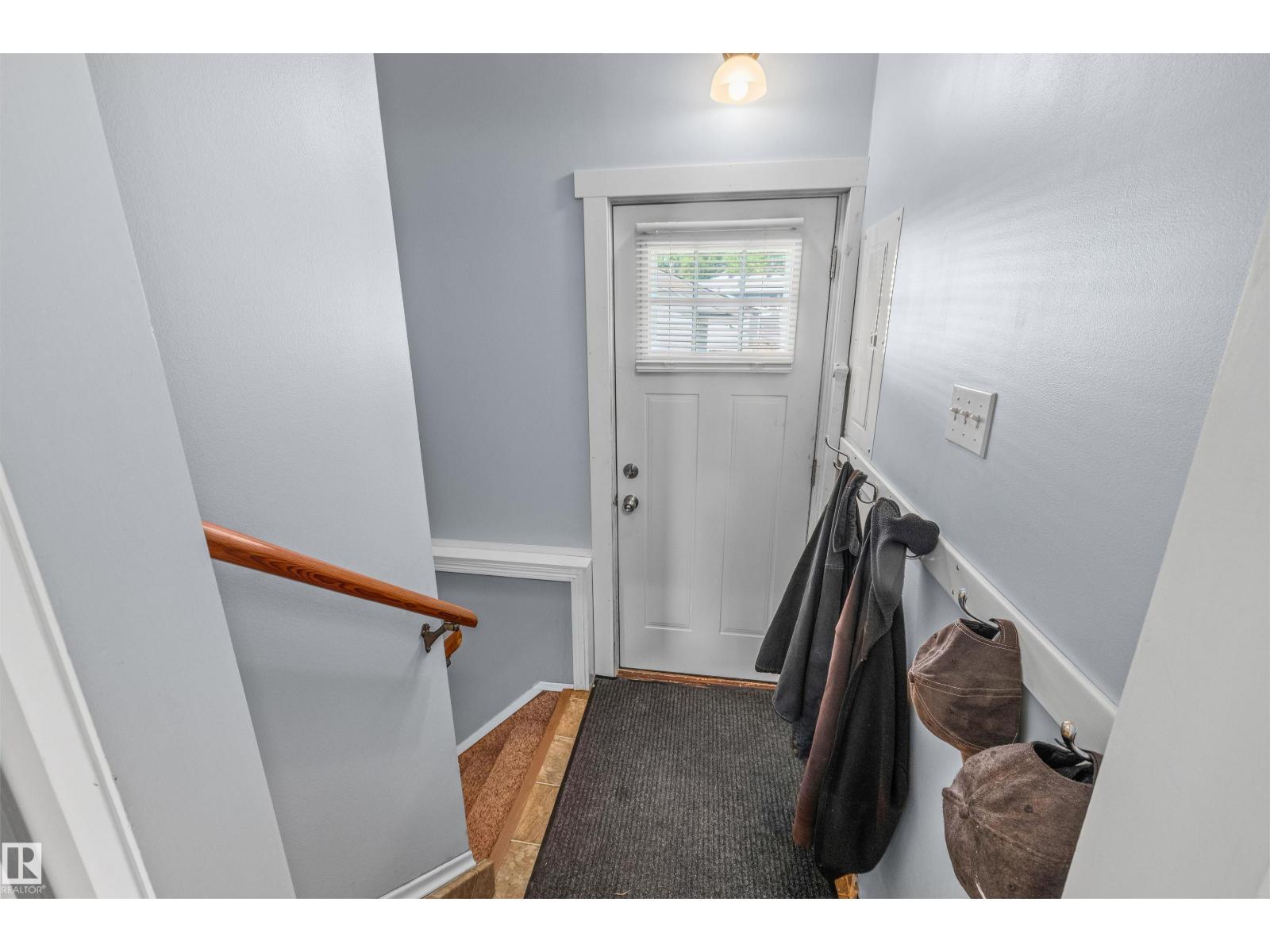 10534 163 St Nw Property Photo 21