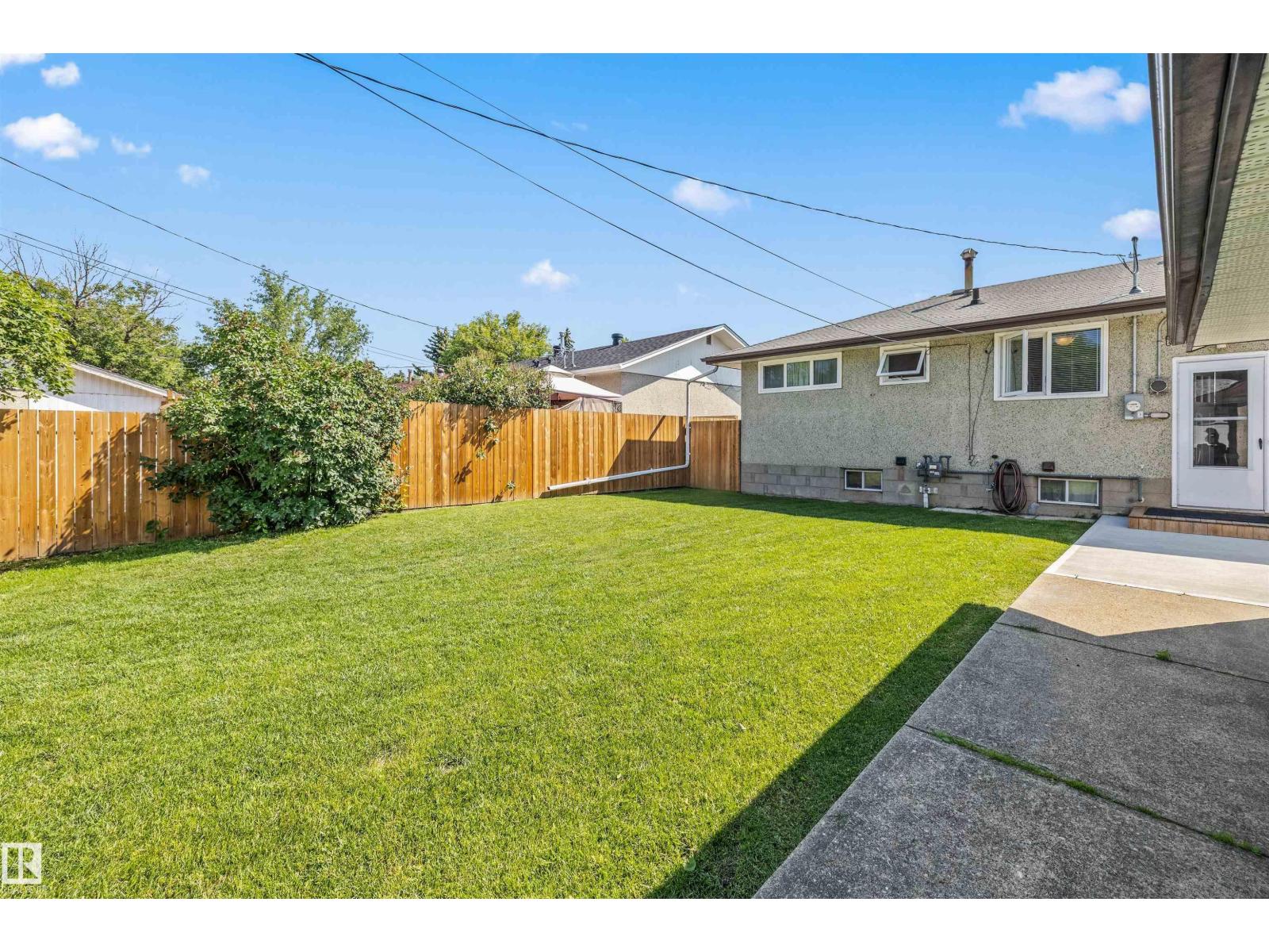 10534 163 St Nw Property Photo 33