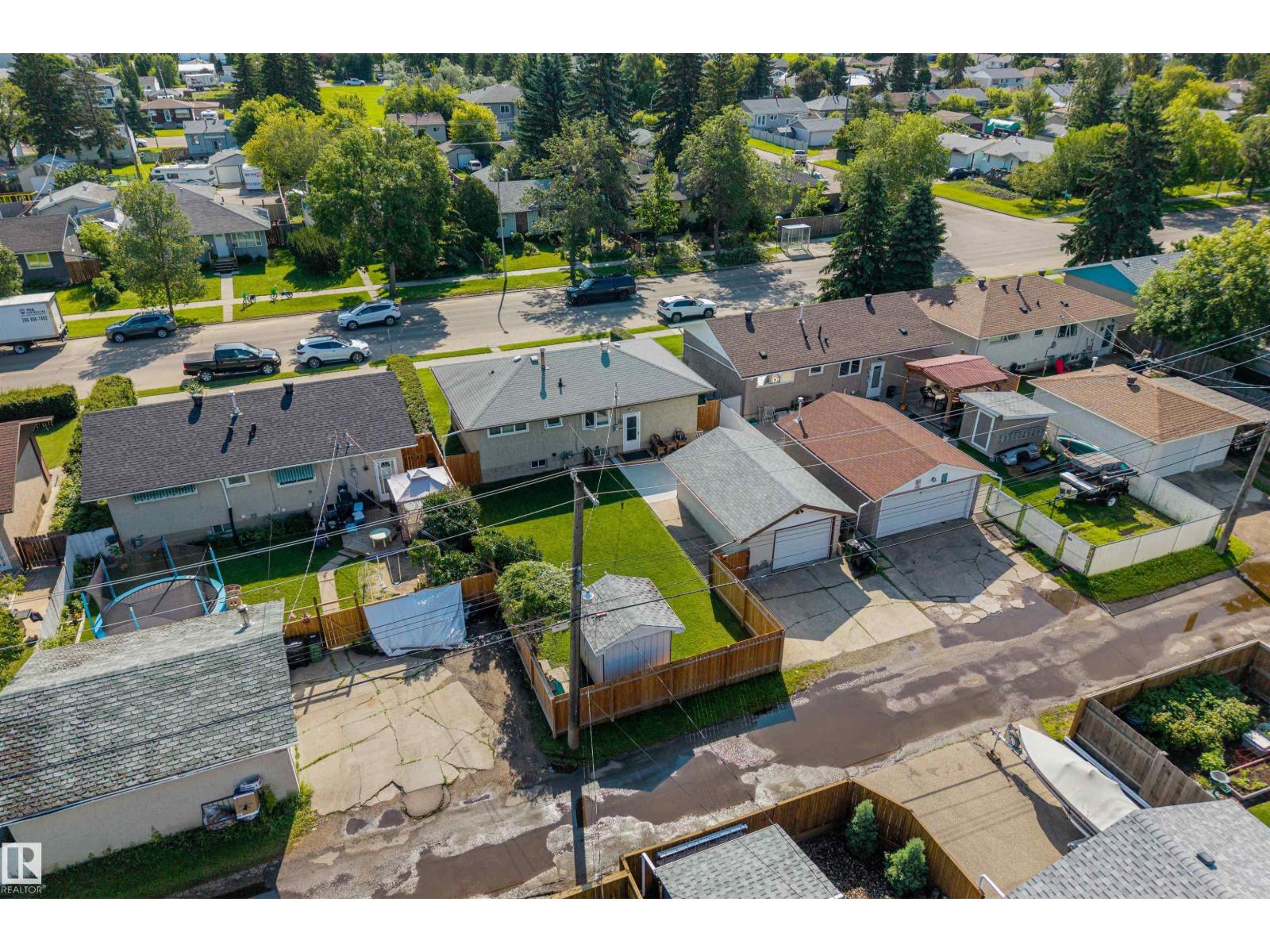 10534 163 St Nw Property Photo 43