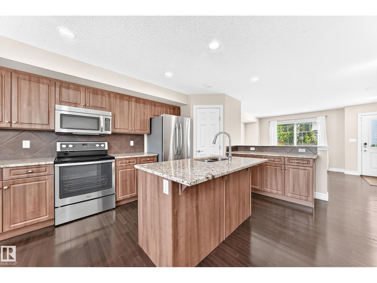 5321 3 Av Sw Property Photo 7