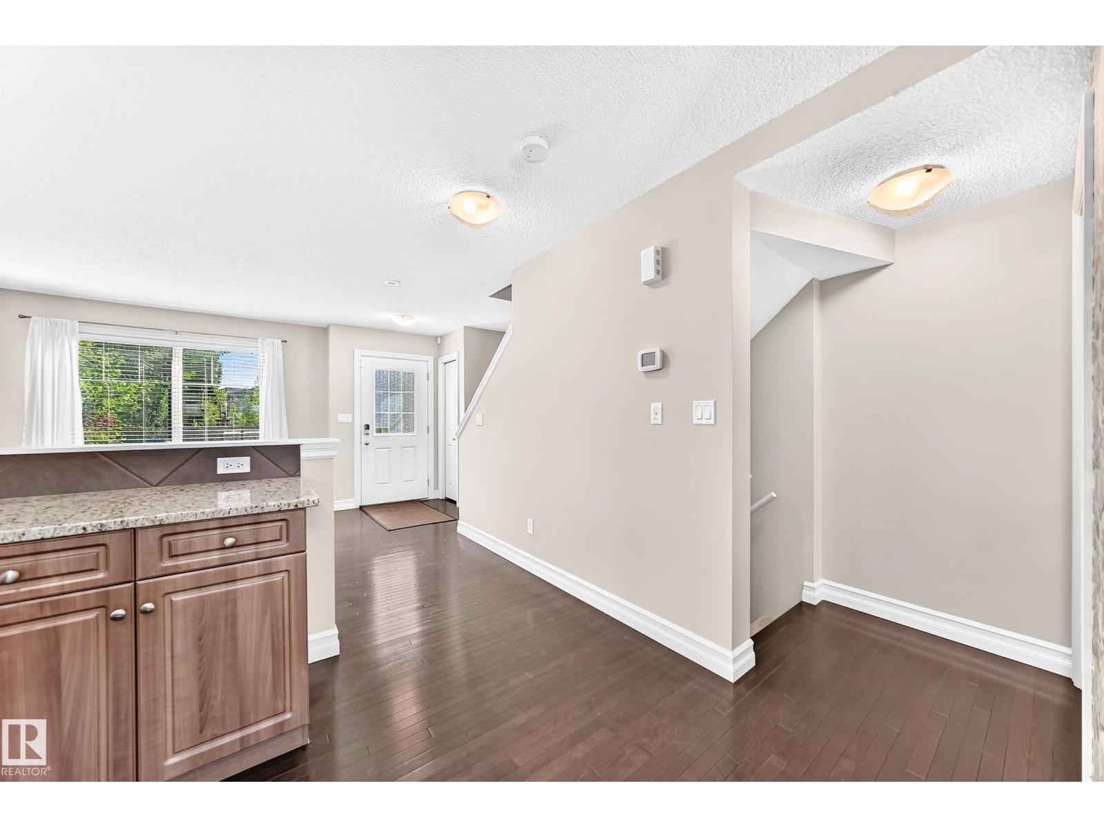 5321 3 Av Sw Property Photo 10