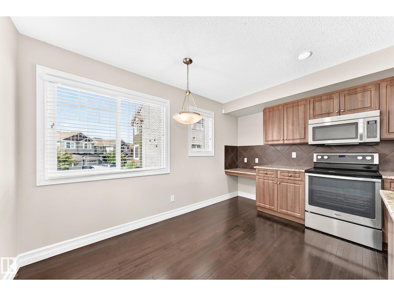 5321 3 Av Sw Property Photo 13