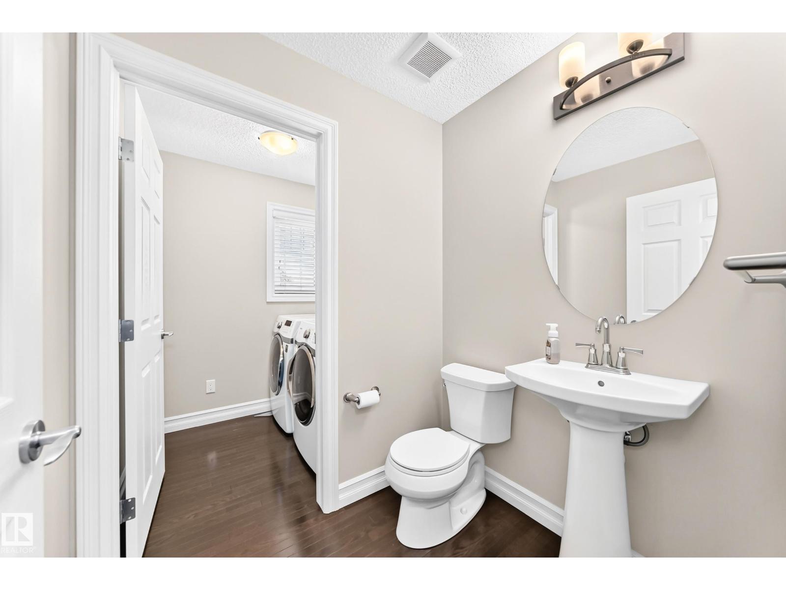 5321 3 Av Sw Property Photo 20