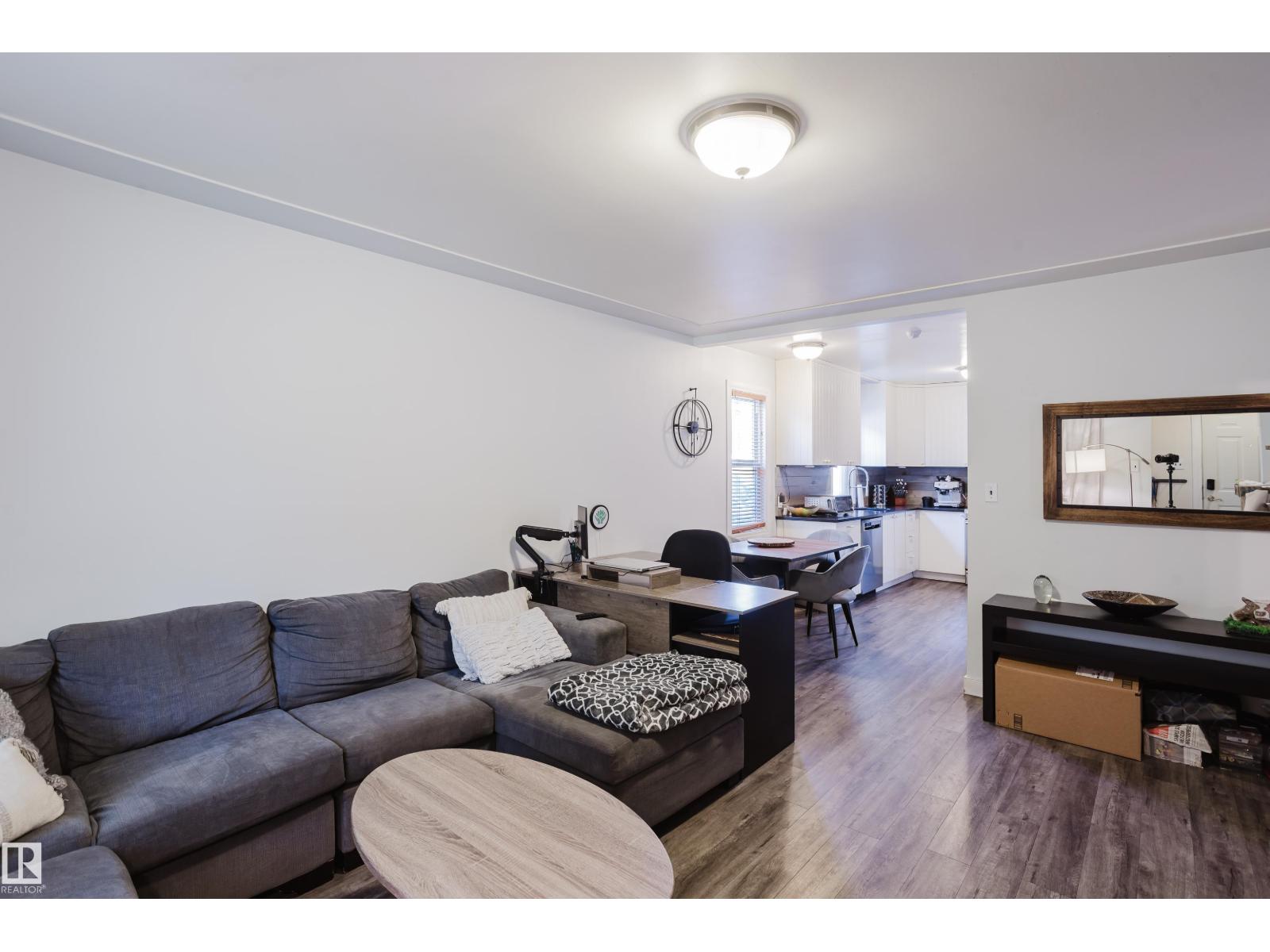 10623 76 Av Nw Property Photo 3