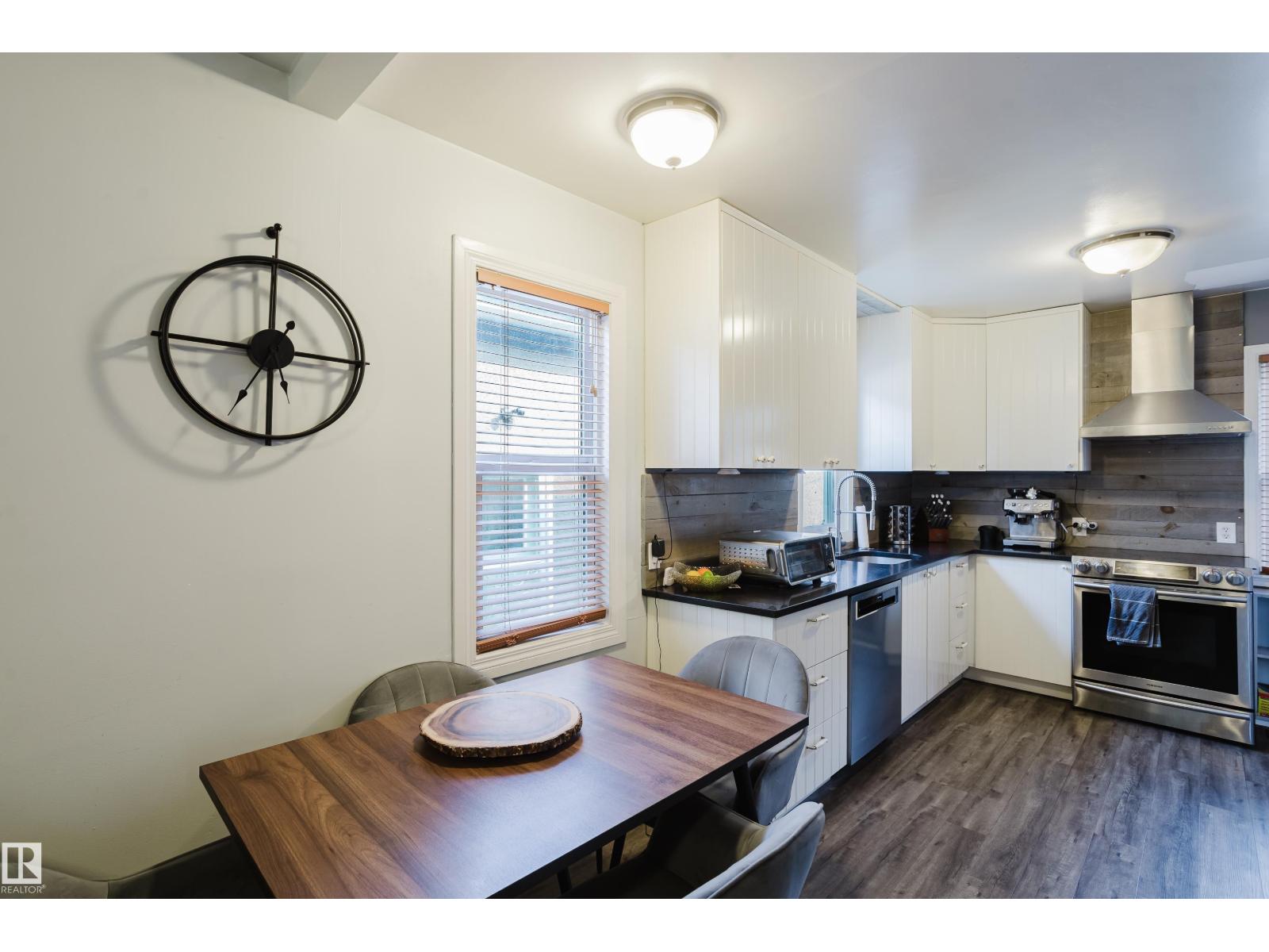 10623 76 Av Nw Property Photo 9