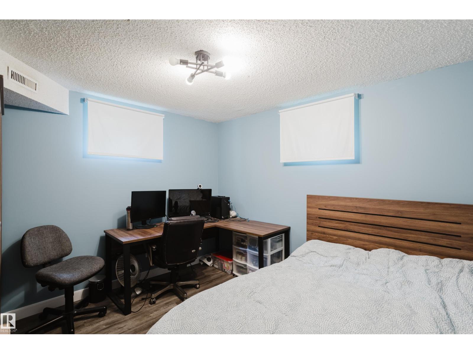 10623 76 Av Nw Property Photo 36