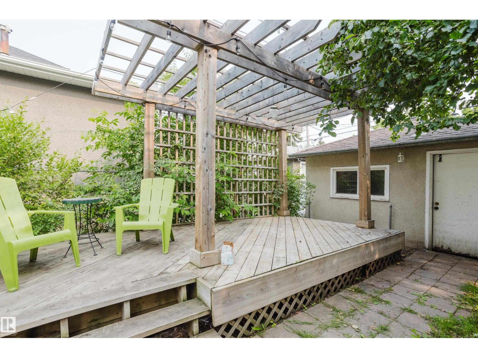 10623 76 Av Nw Property Photo 45