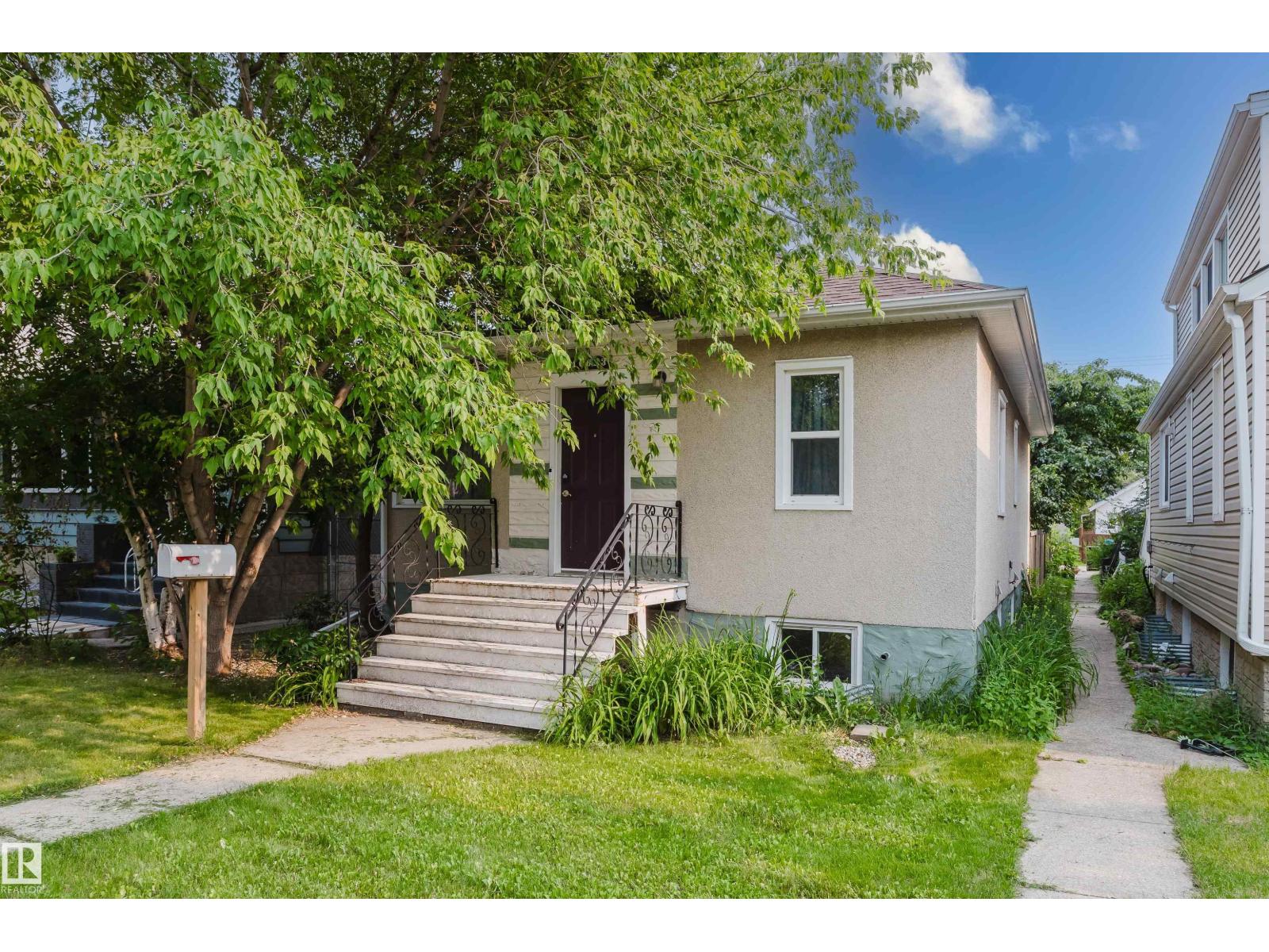 10623 76 Av Nw Property Photo 50