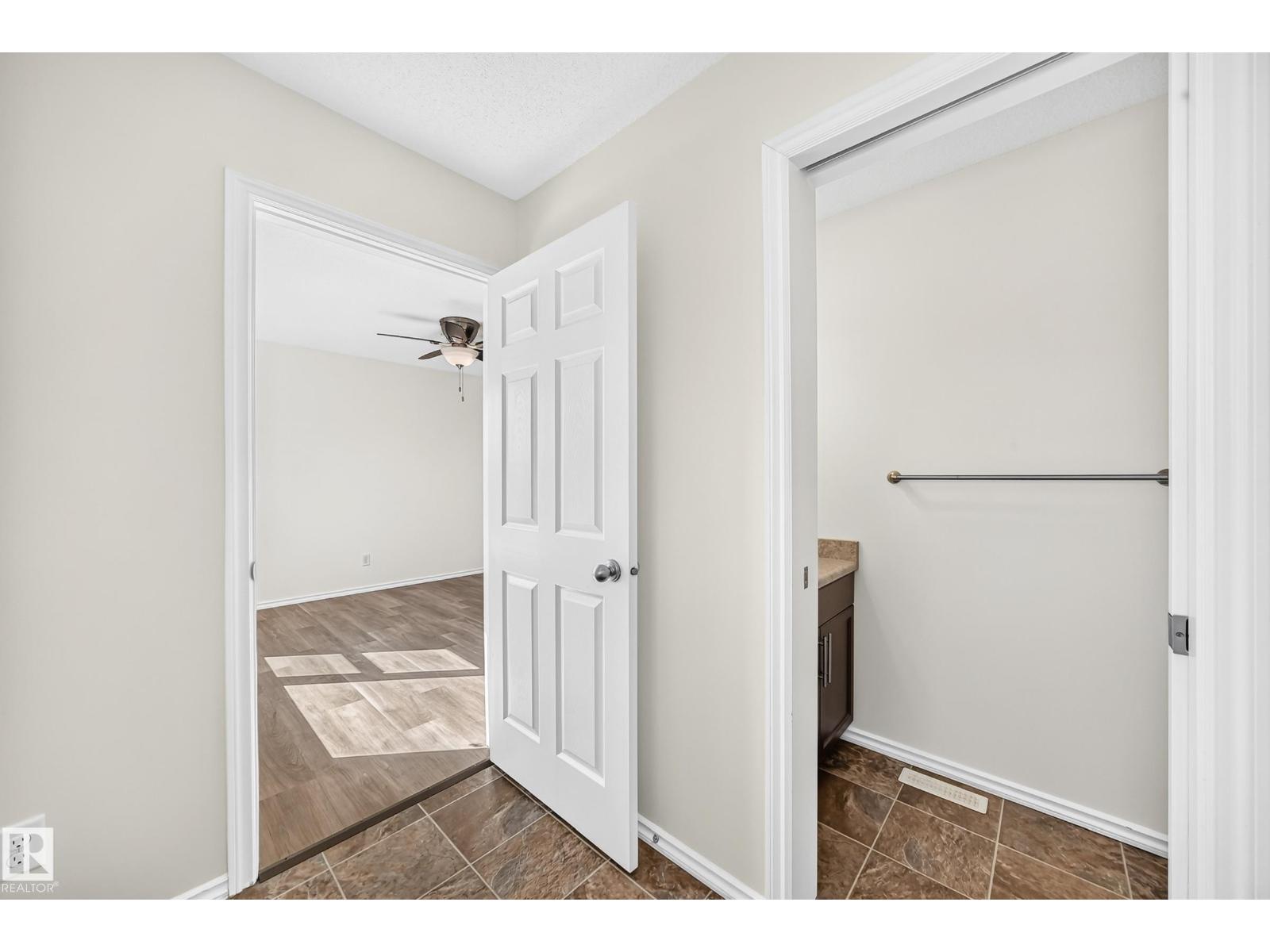 369 Brintnell Bv Nw Nw Property Photo 16