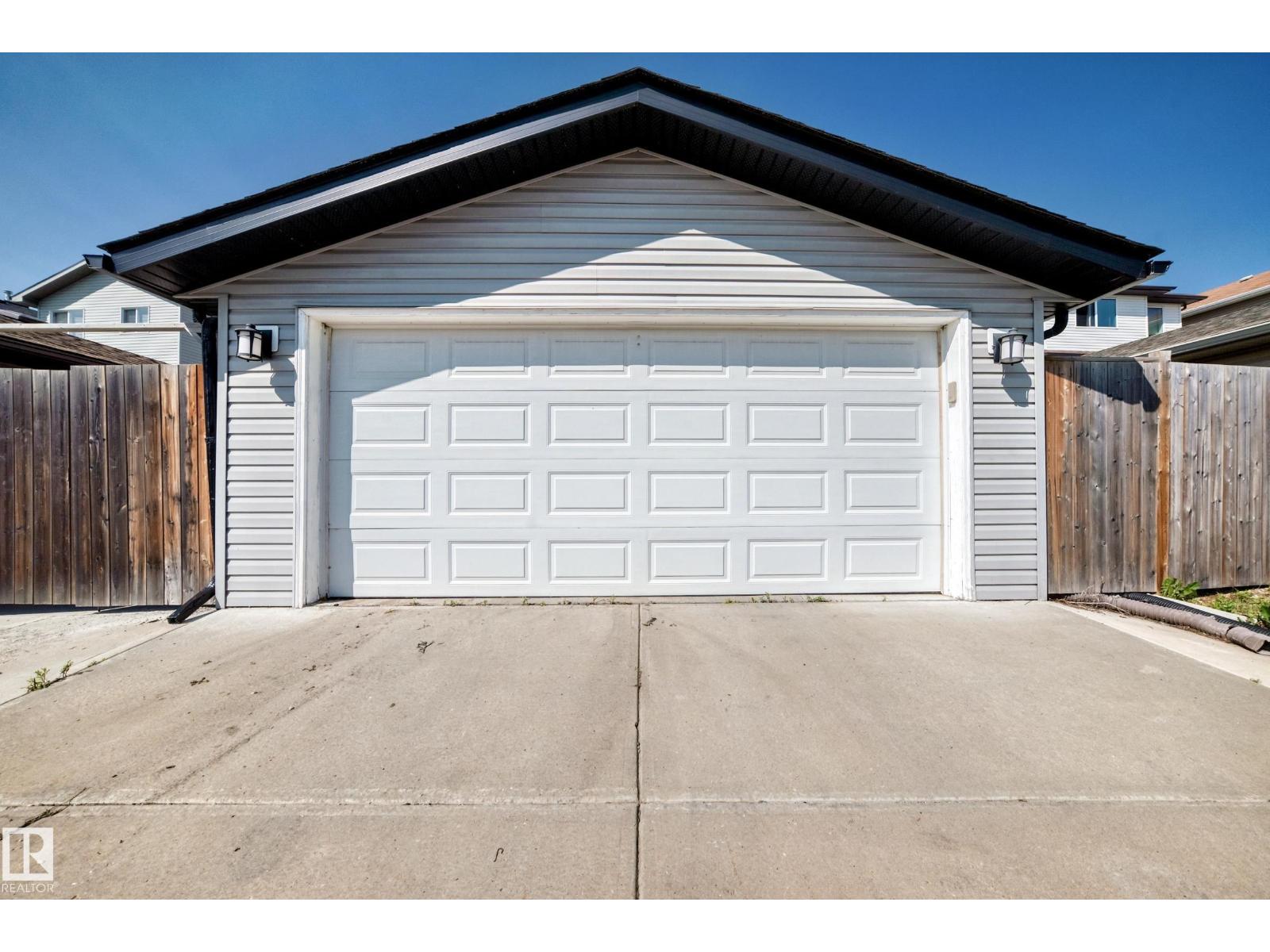 369 Brintnell Bv Nw Nw Property Photo 43