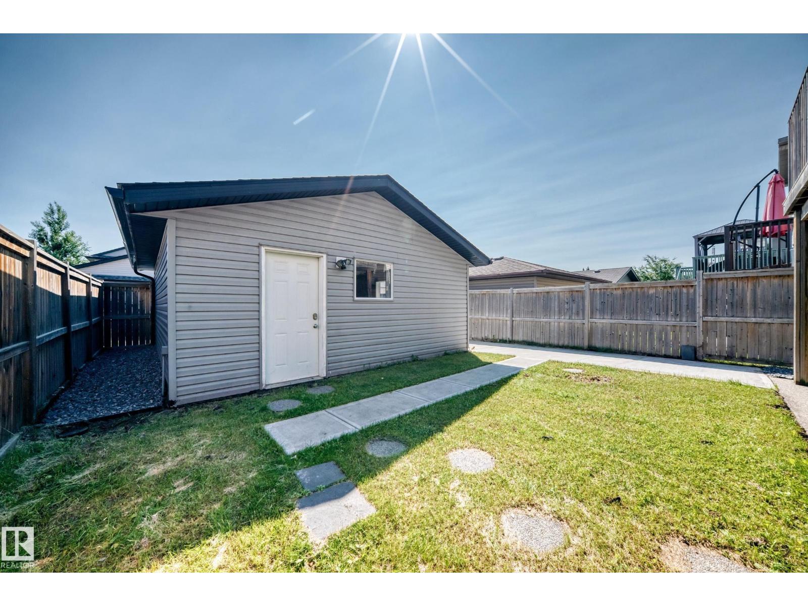 369 Brintnell Bv Nw Nw Property Photo 47