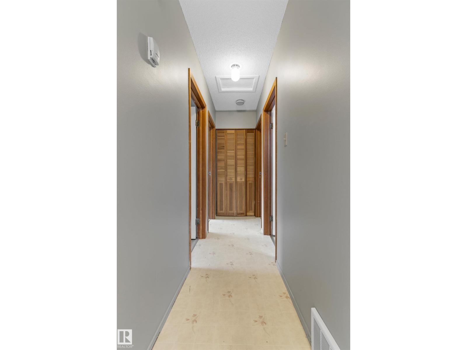 5013 46 St Property Photo 12