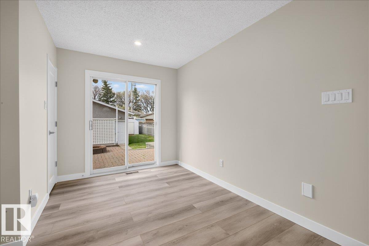 9723 65 Av Nw Property Photo 21