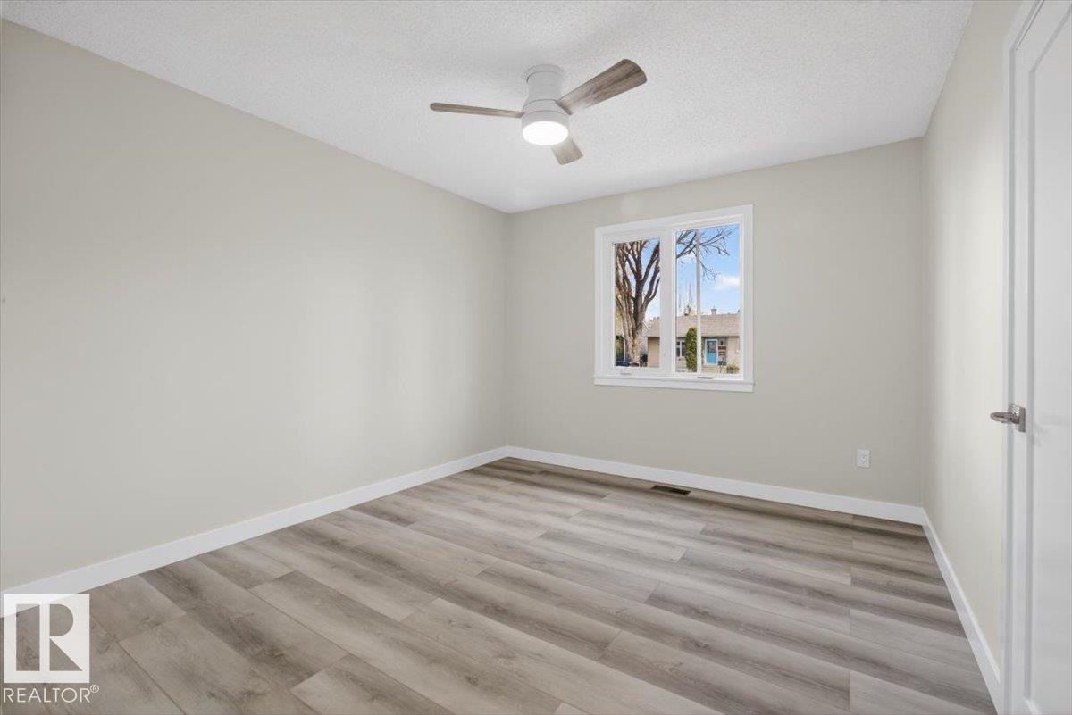 9723 65 Av Nw Property Photo 24