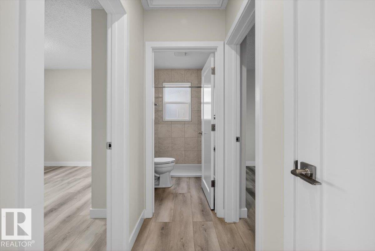 9723 65 Av Nw Property Photo 29