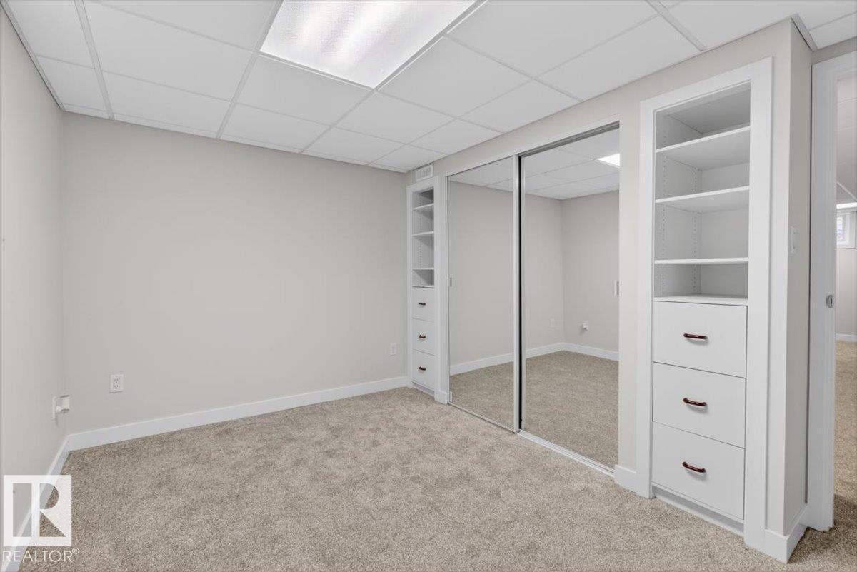 9723 65 Av Nw Property Photo 37