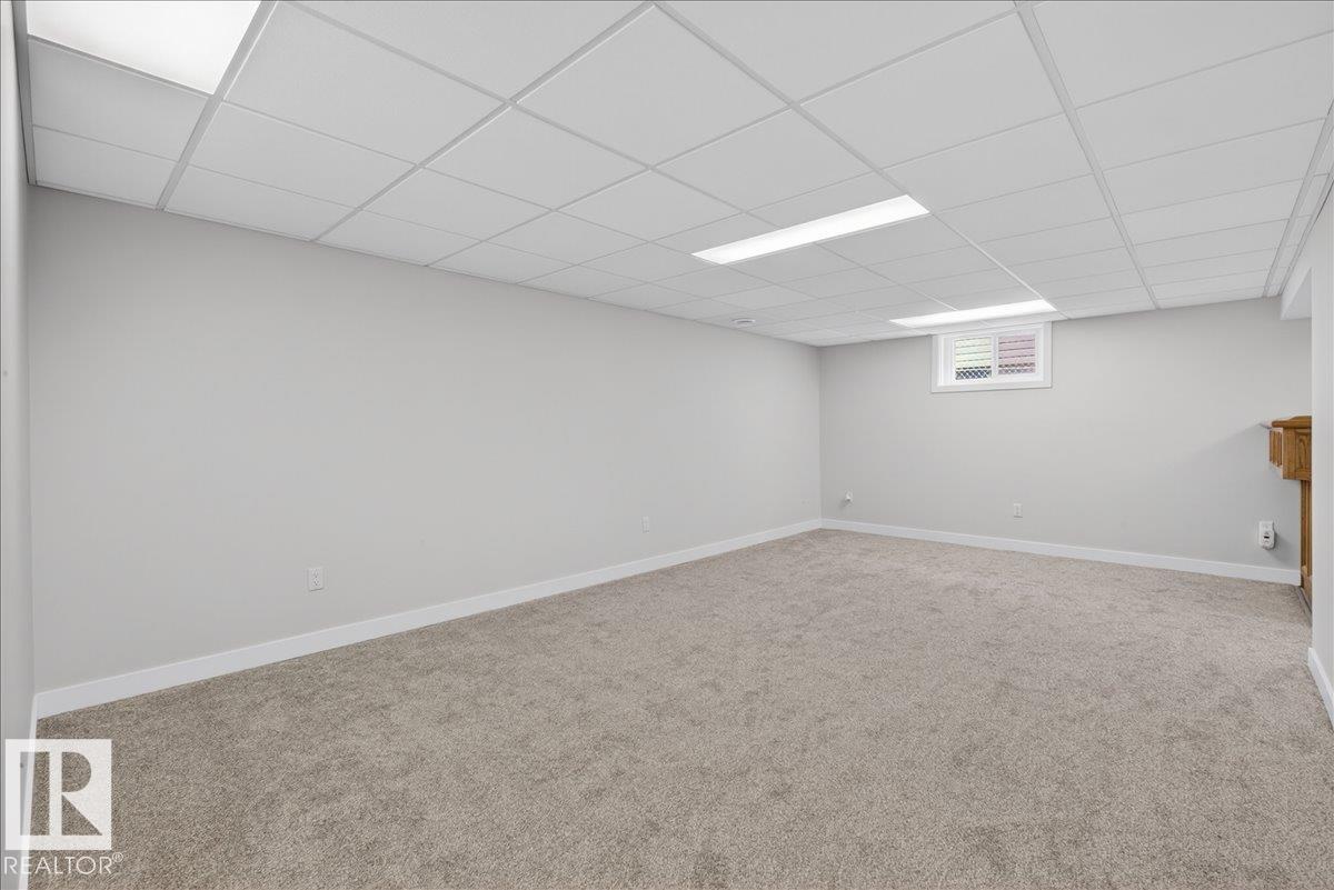 9723 65 Av Nw Property Photo 46