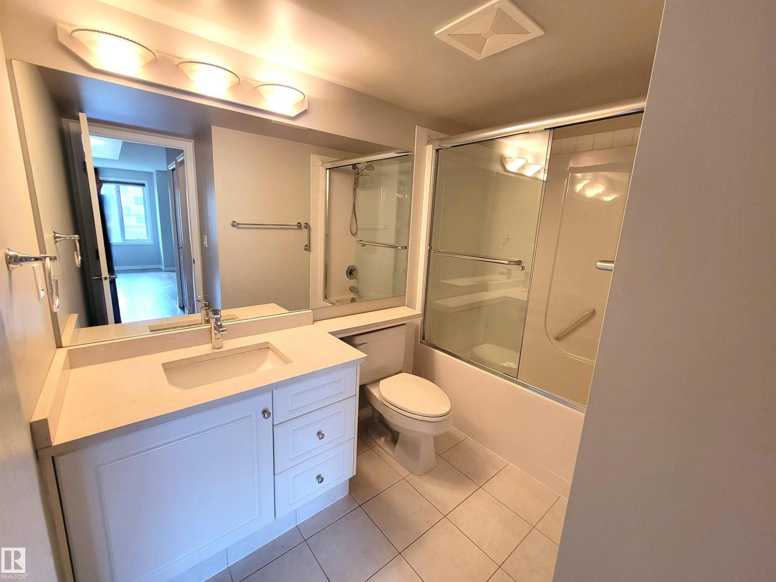 #1002 9741 110 St Nw Property Photo 16