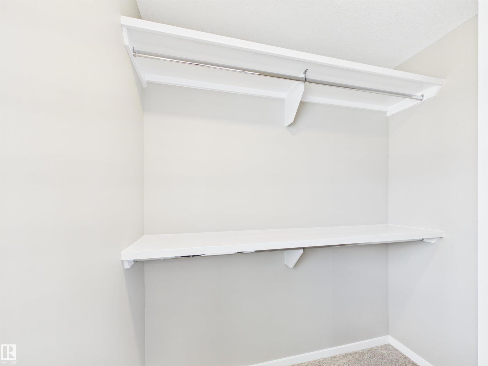 1098 Mcleod Av Property Photo 31