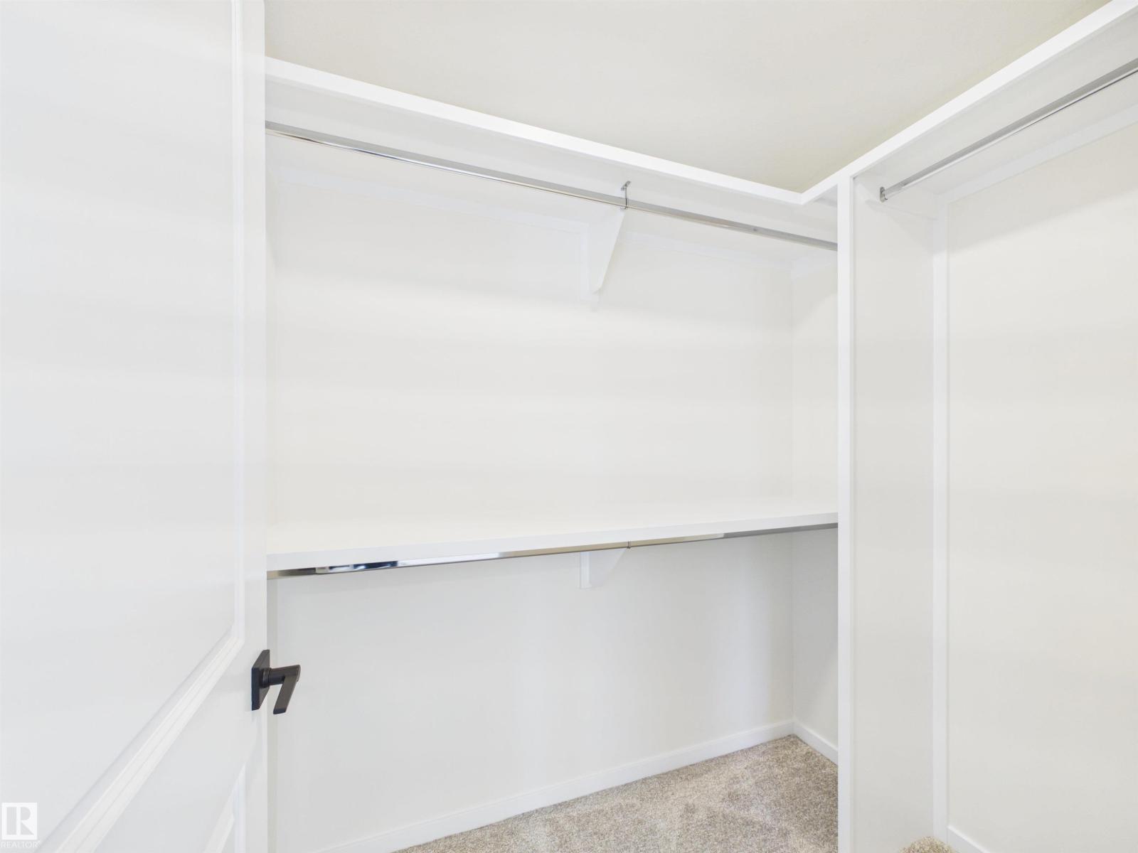 1096 Mcleod Av Property Photo 32
