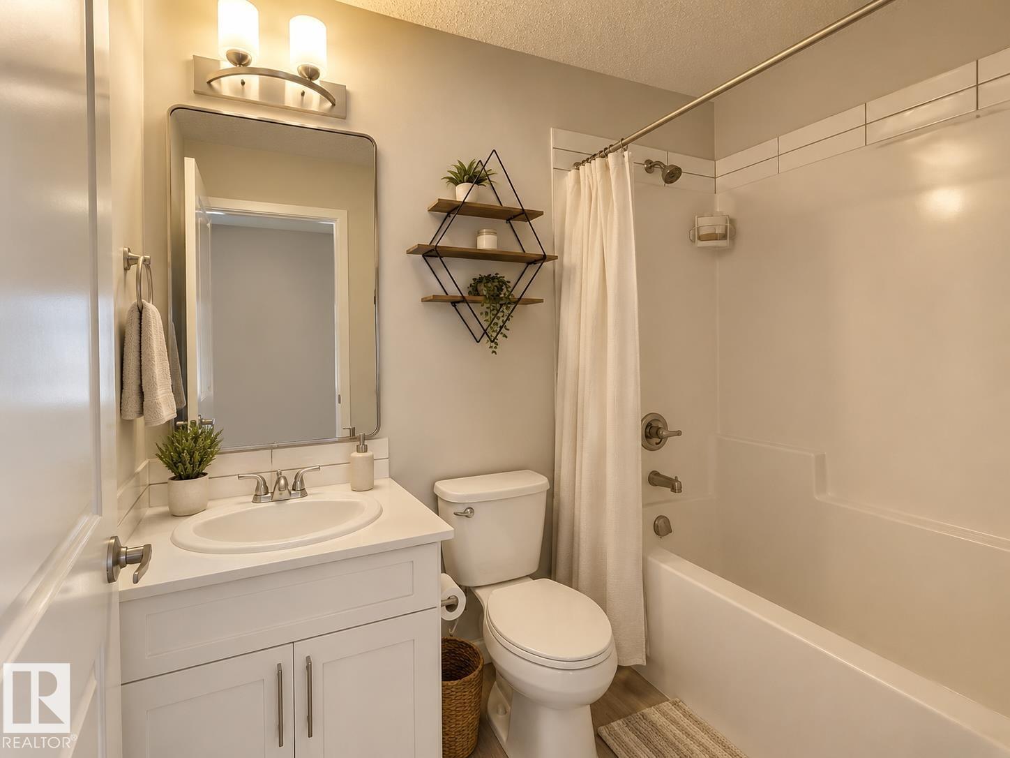 2035 160 St Sw Property Photo 26