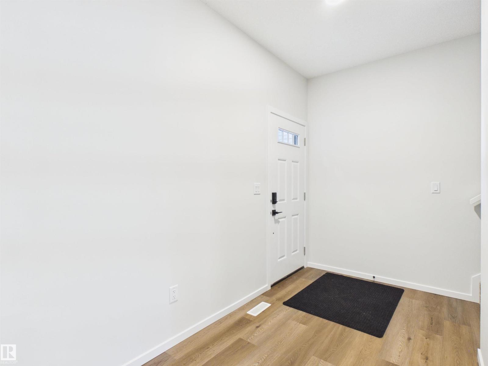 119 Hilton Cv Property Photo 2