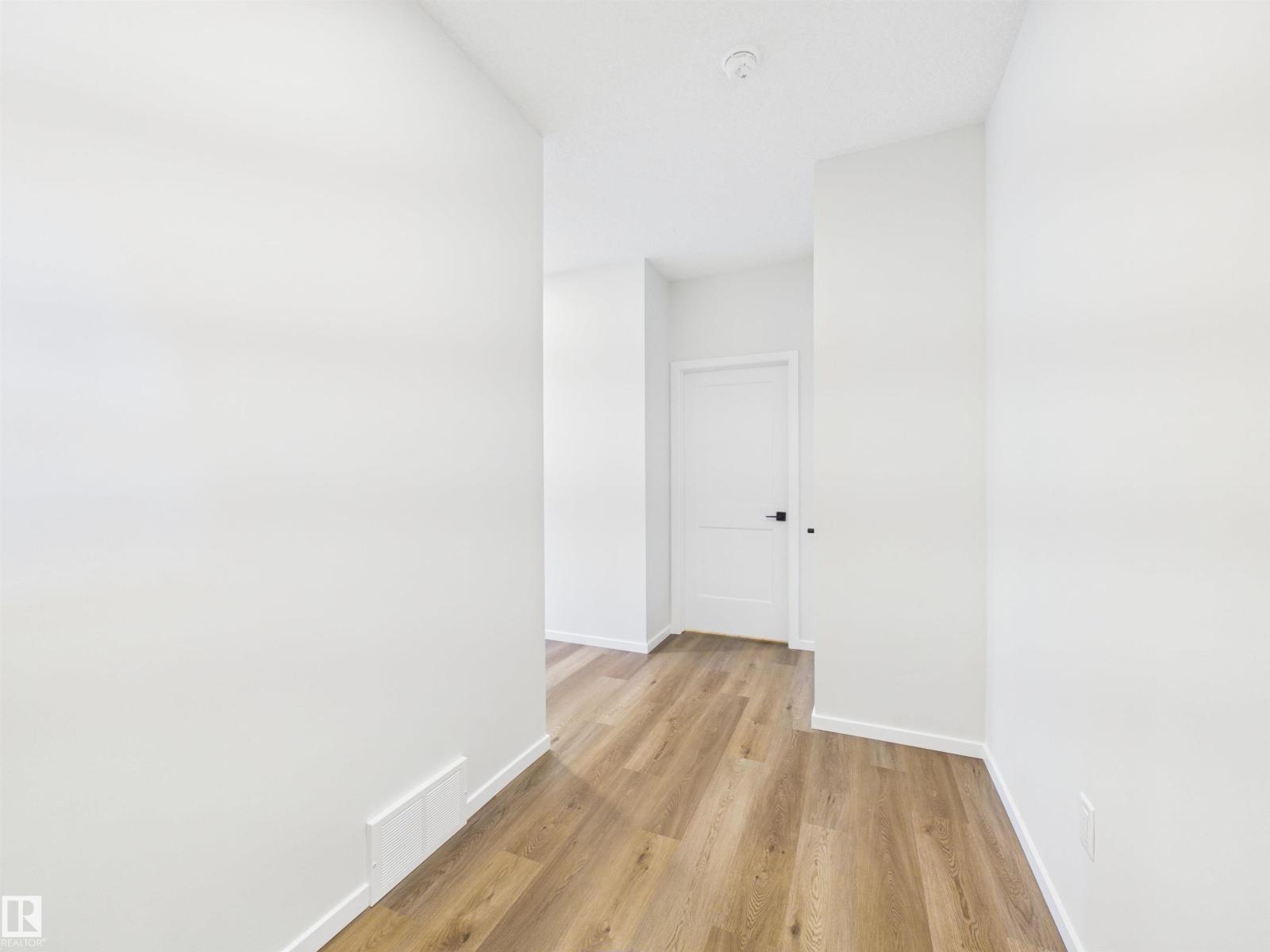 119 Hilton Cv Property Photo 3