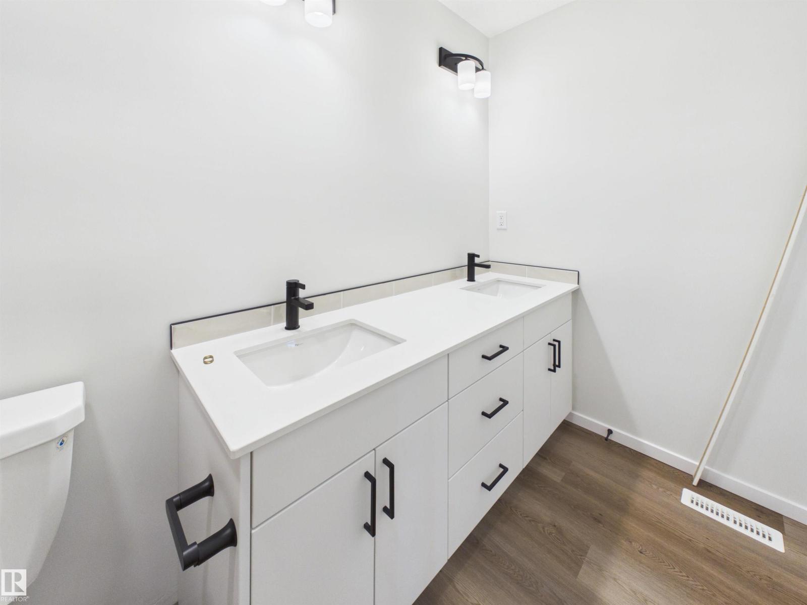 119 Hilton Cv Property Photo 32