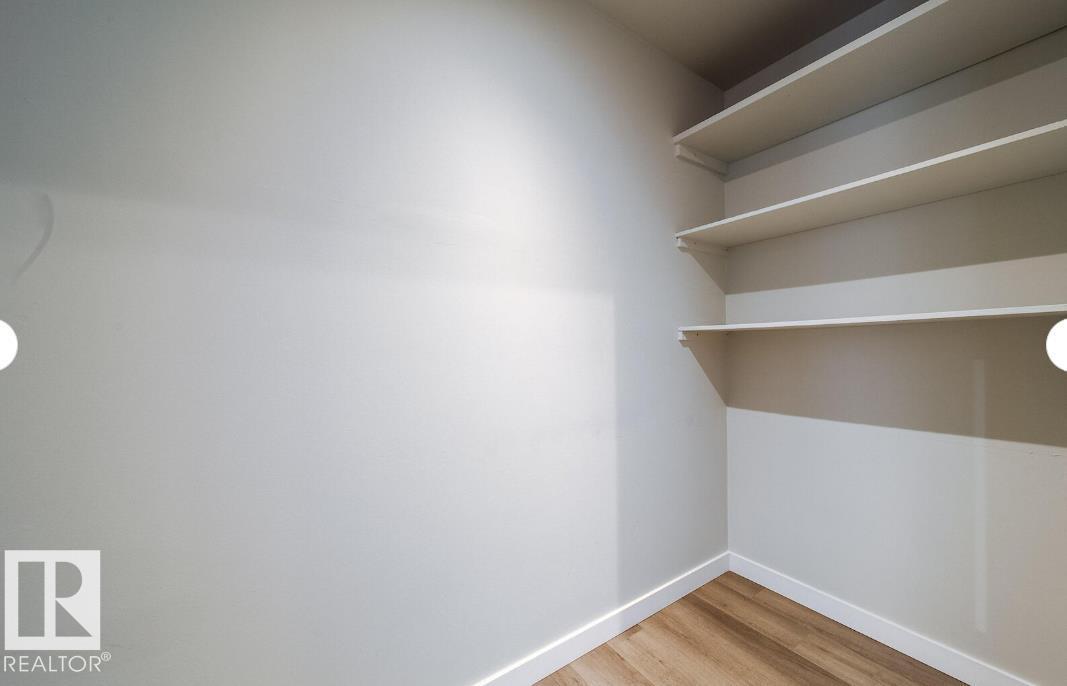 3312 105 Av Nw Property Photo 6