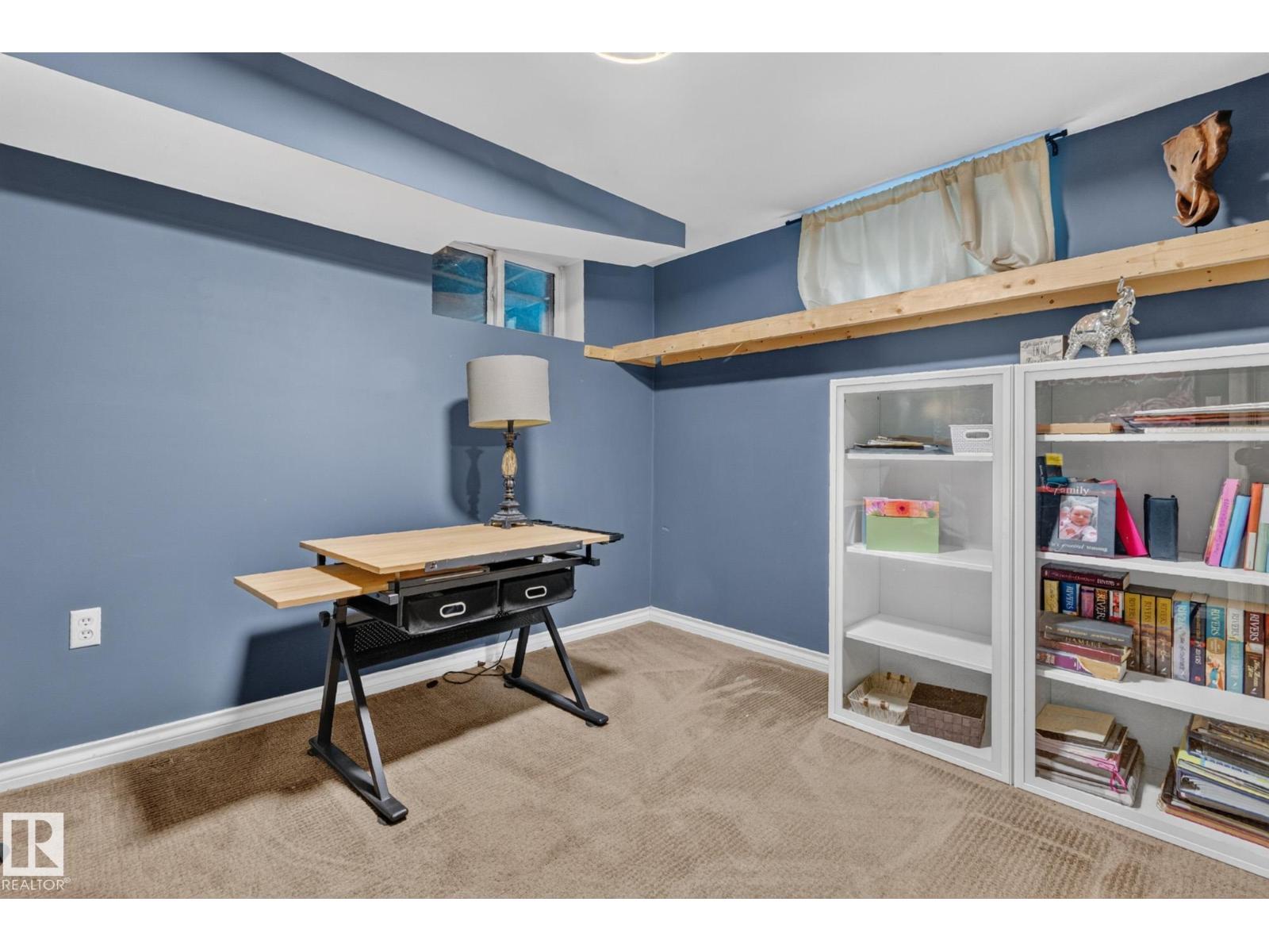 5307 104 Av Nw Property Photo 21