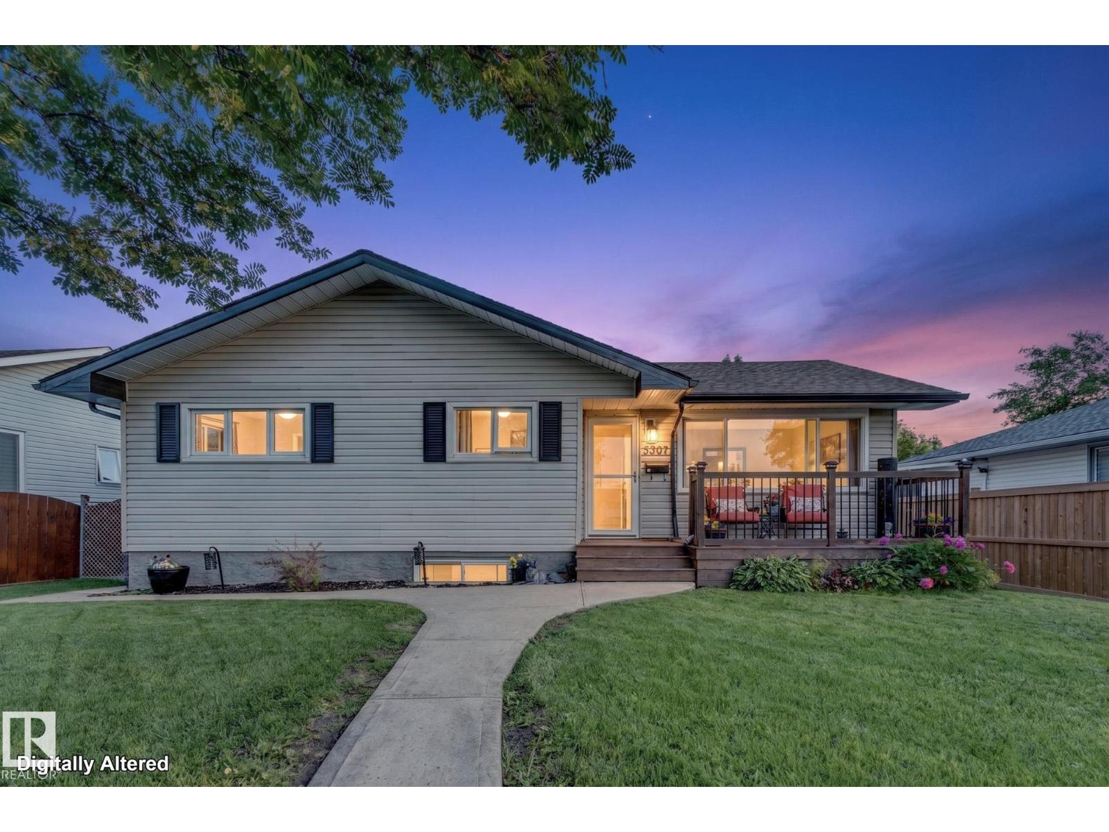 5307 104 Av Nw Property Photo 33