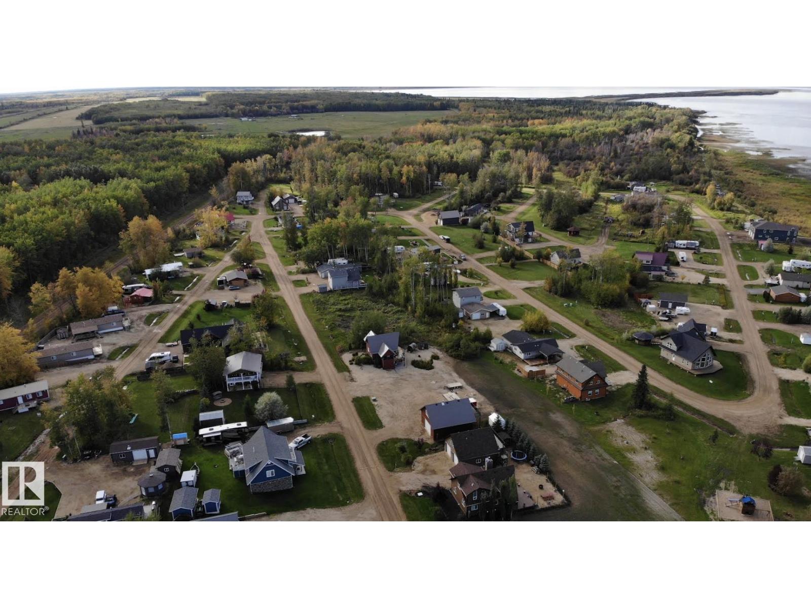 120-165 Peace River Av Property Photo 11