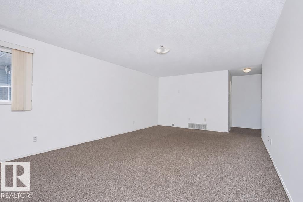10057 91 Av Nw Nw Property Photo 61