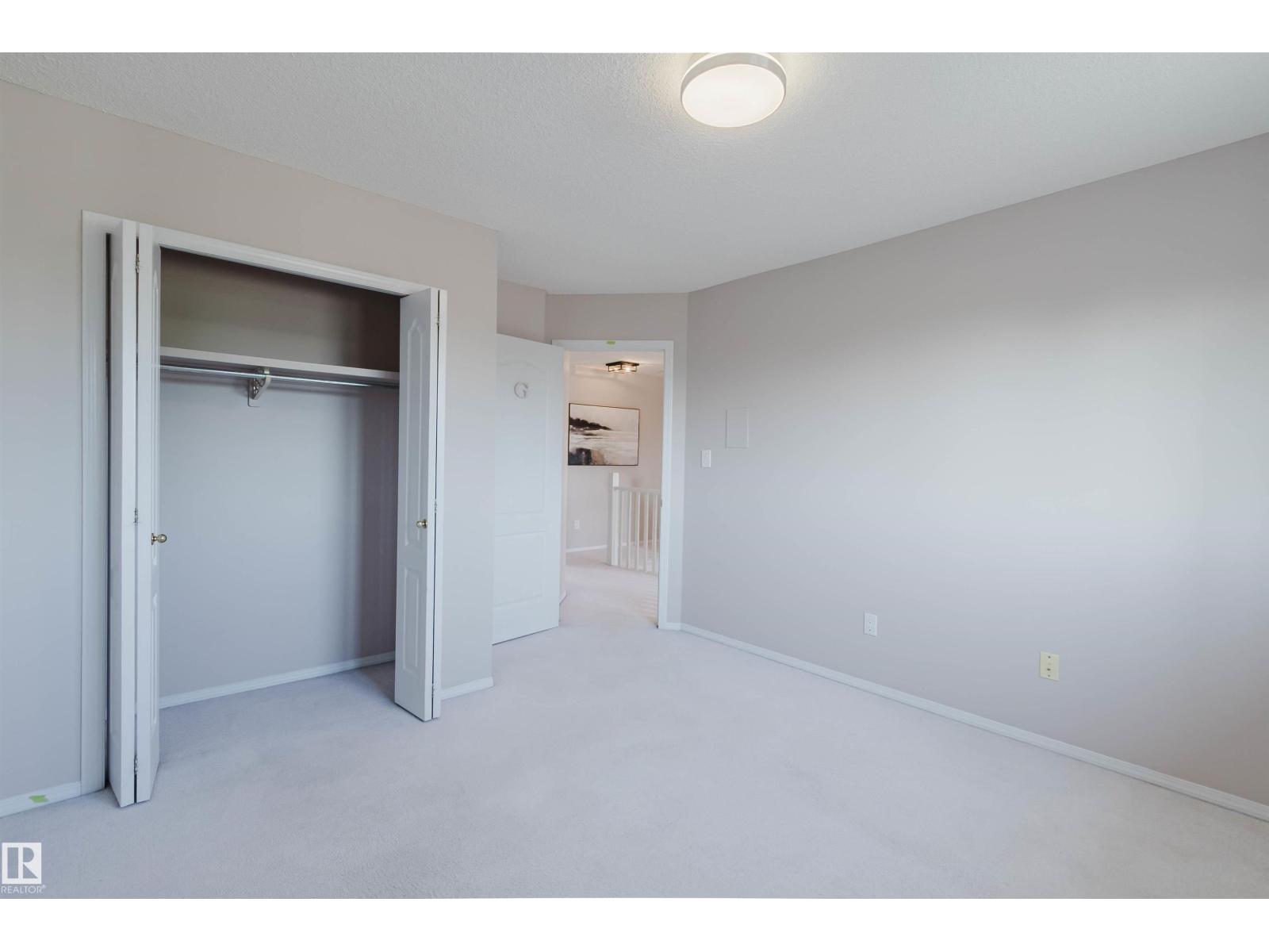 11526 9 Av Nw Property Photo 38