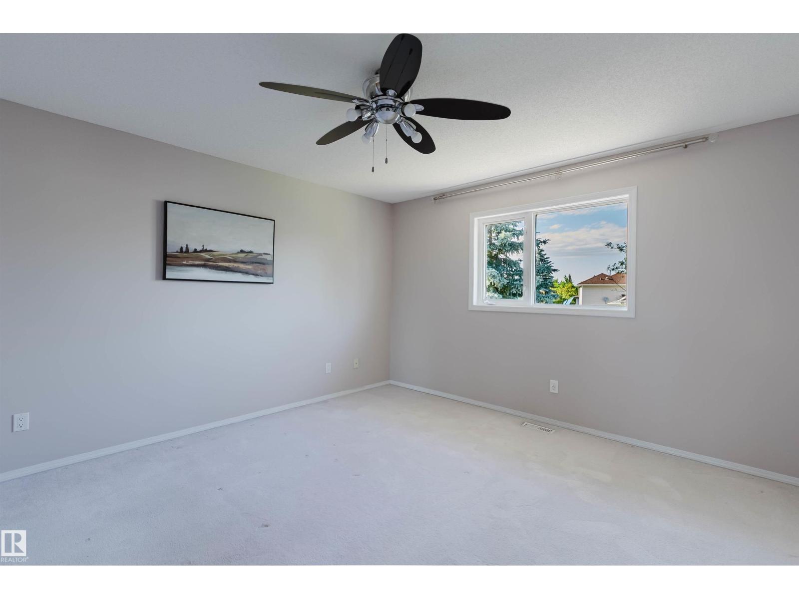 11526 9 Av Nw Property Photo 39