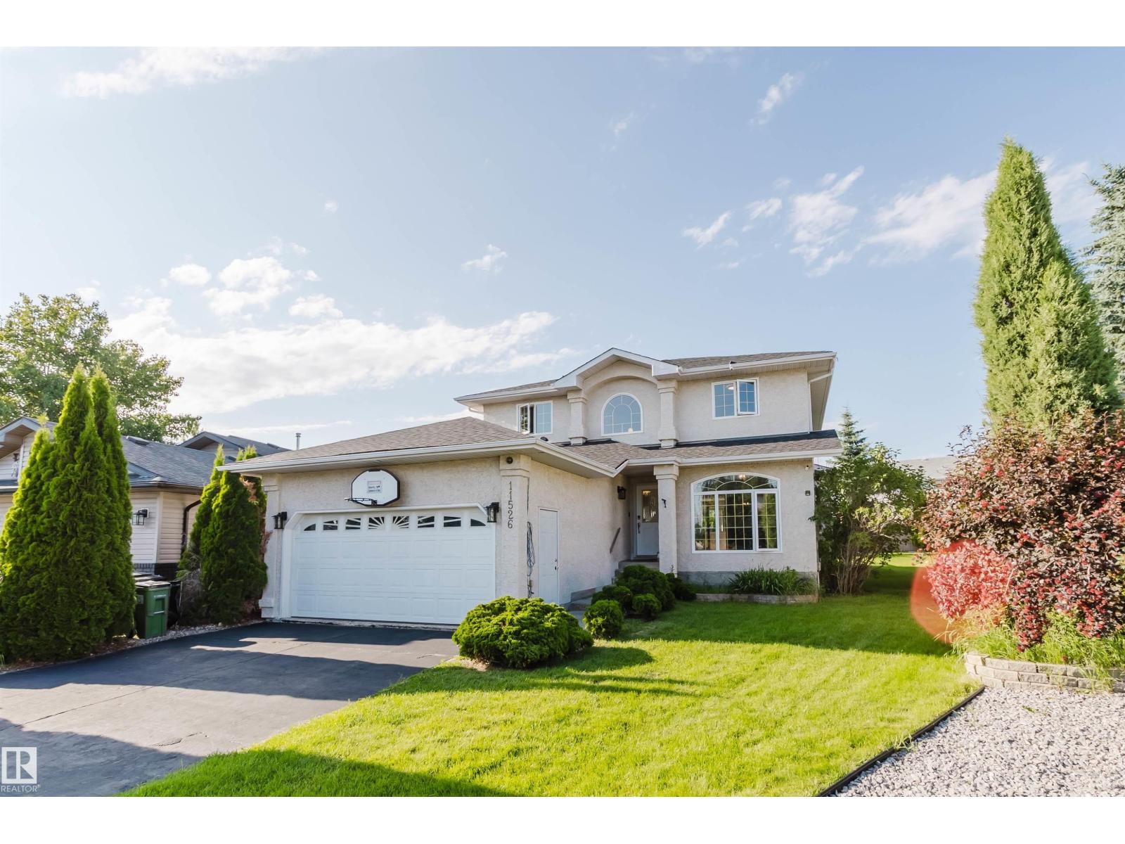 11526 9 Av Nw Property Photo 64