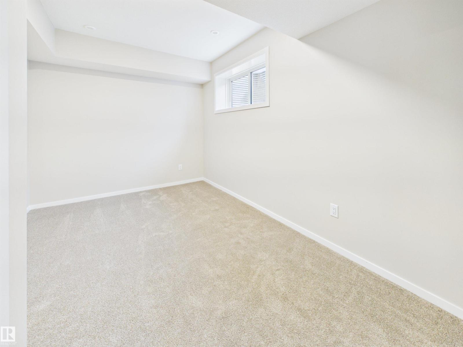 1100 Mcleod Av Property Photo 34