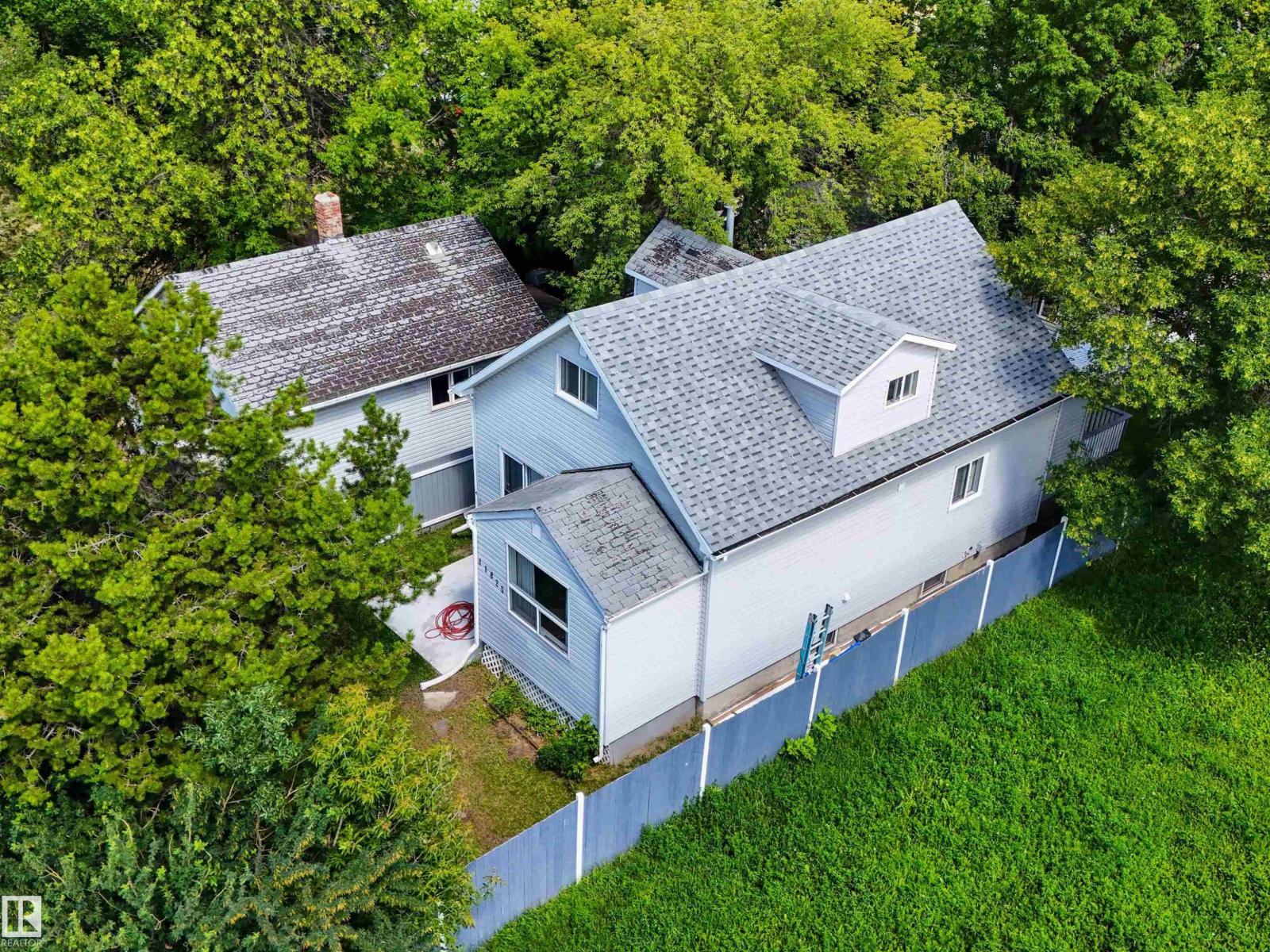 11825 80 ST NW