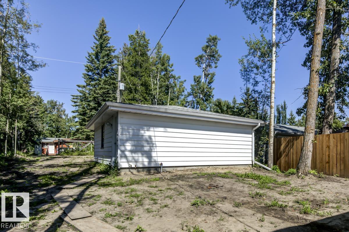 B7 Golden Days Property Photo 6