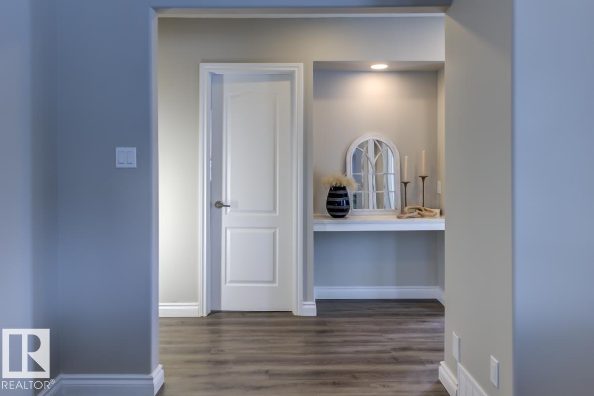 B7 Golden Days Property Photo 7