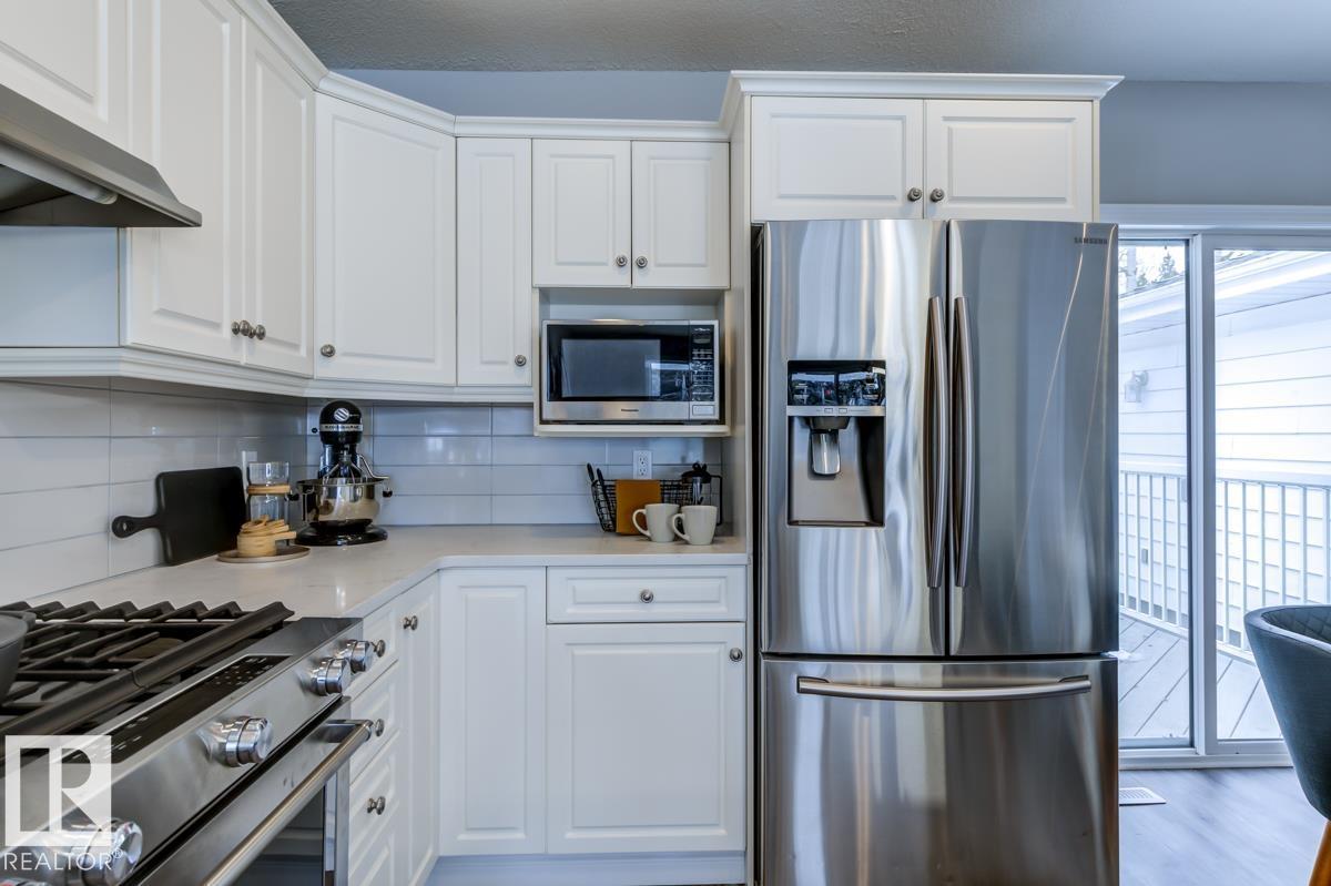 B7 Golden Days Property Photo 19