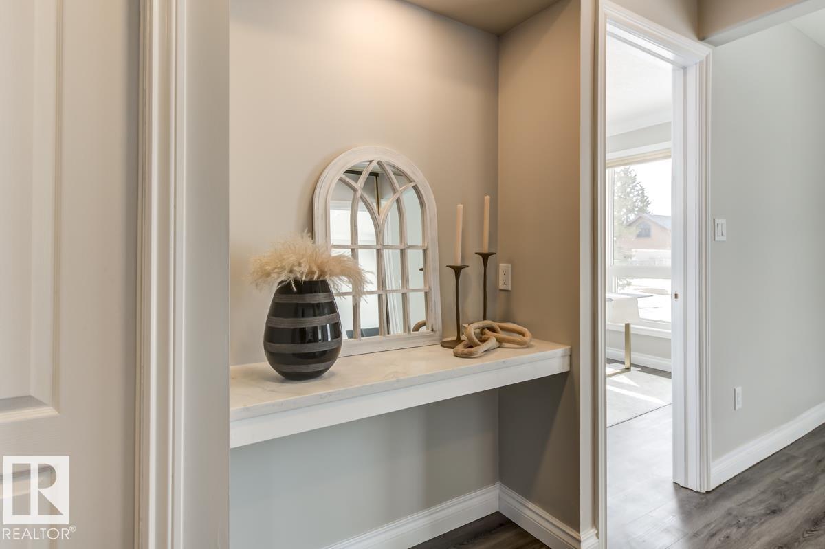 B7 Golden Days Property Photo 30