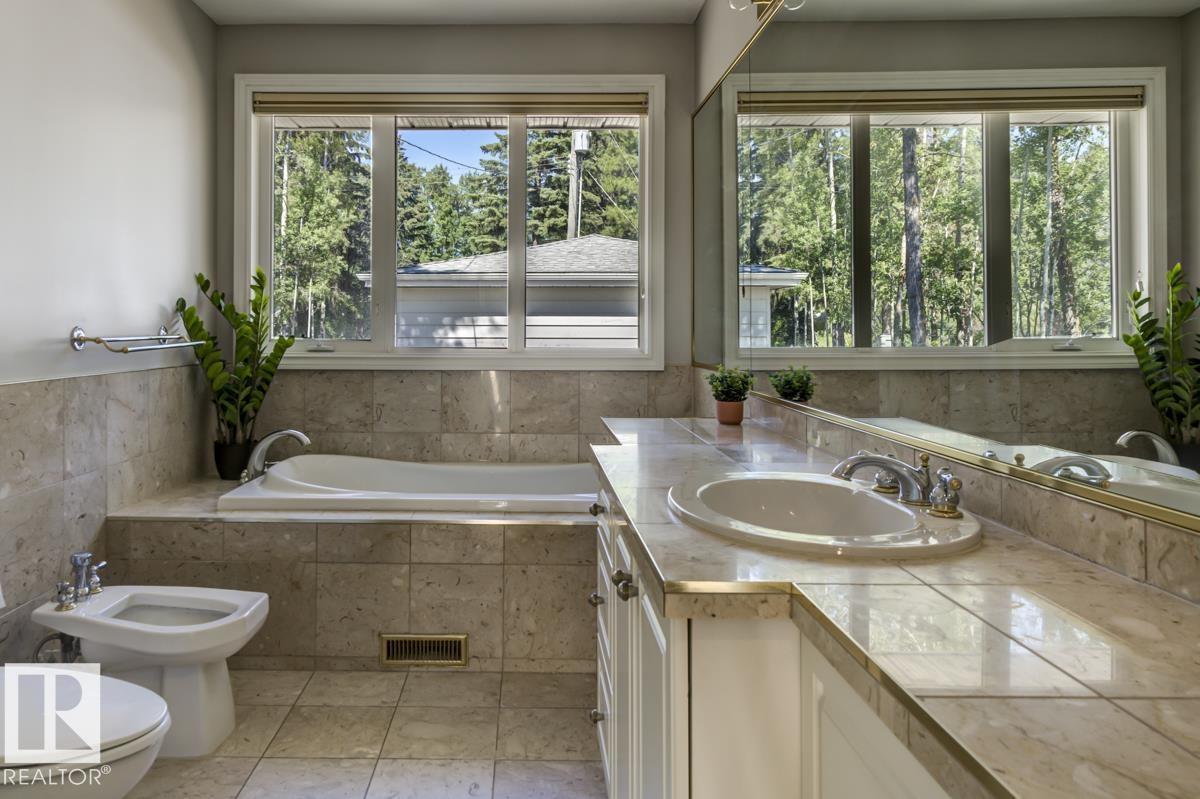 B7 Golden Days Property Photo 37