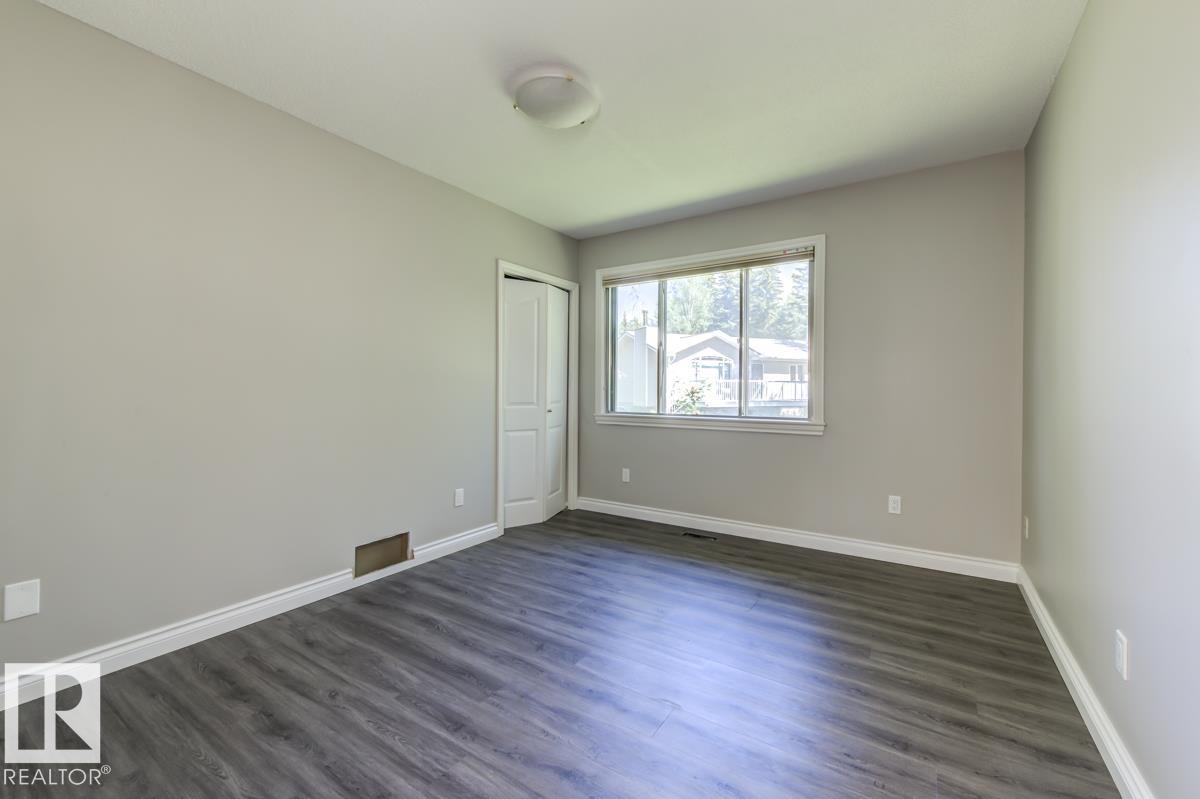 B7 Golden Days Property Photo 38