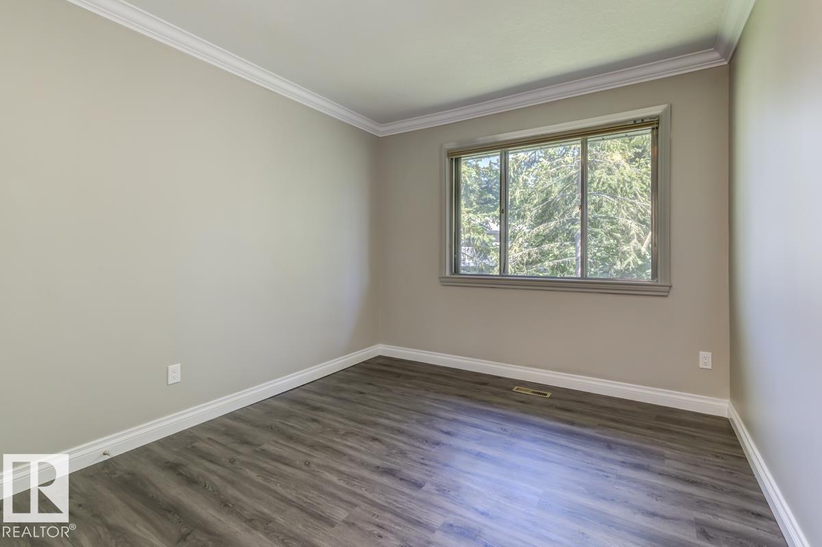 B7 Golden Days Property Photo 40