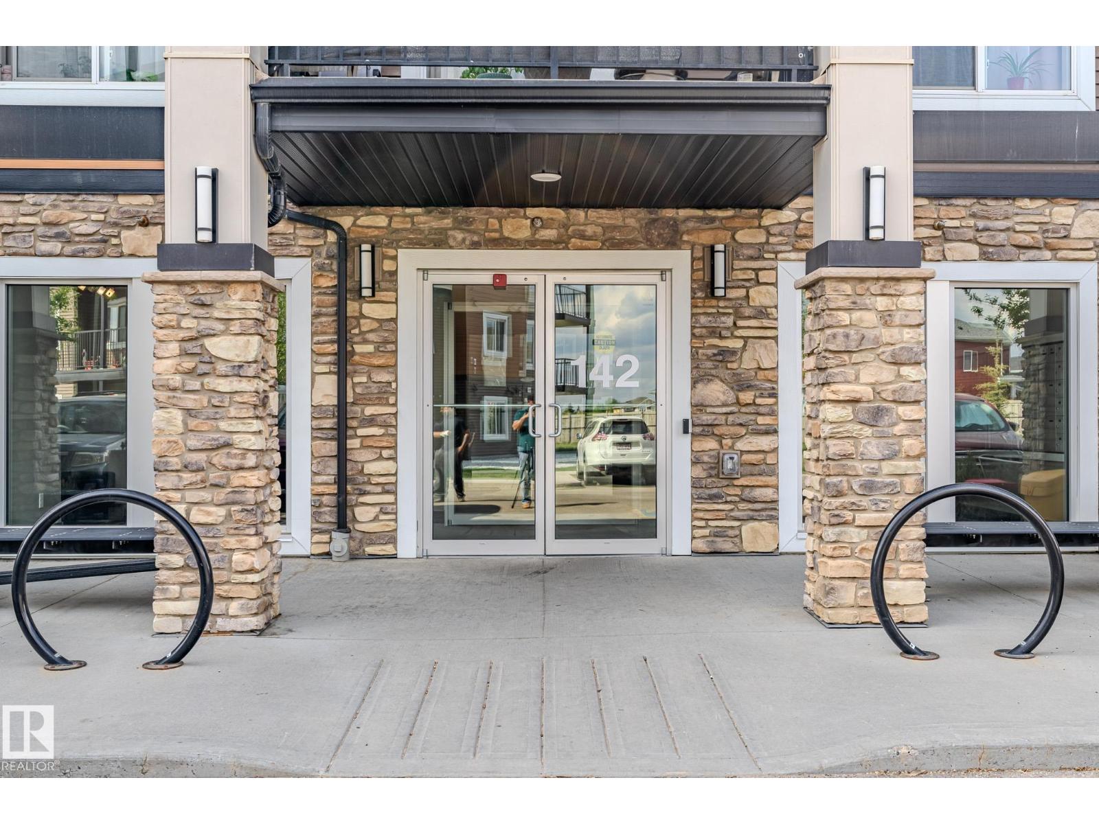 #107 142 Ebbers Bv Nw Property Photo 2