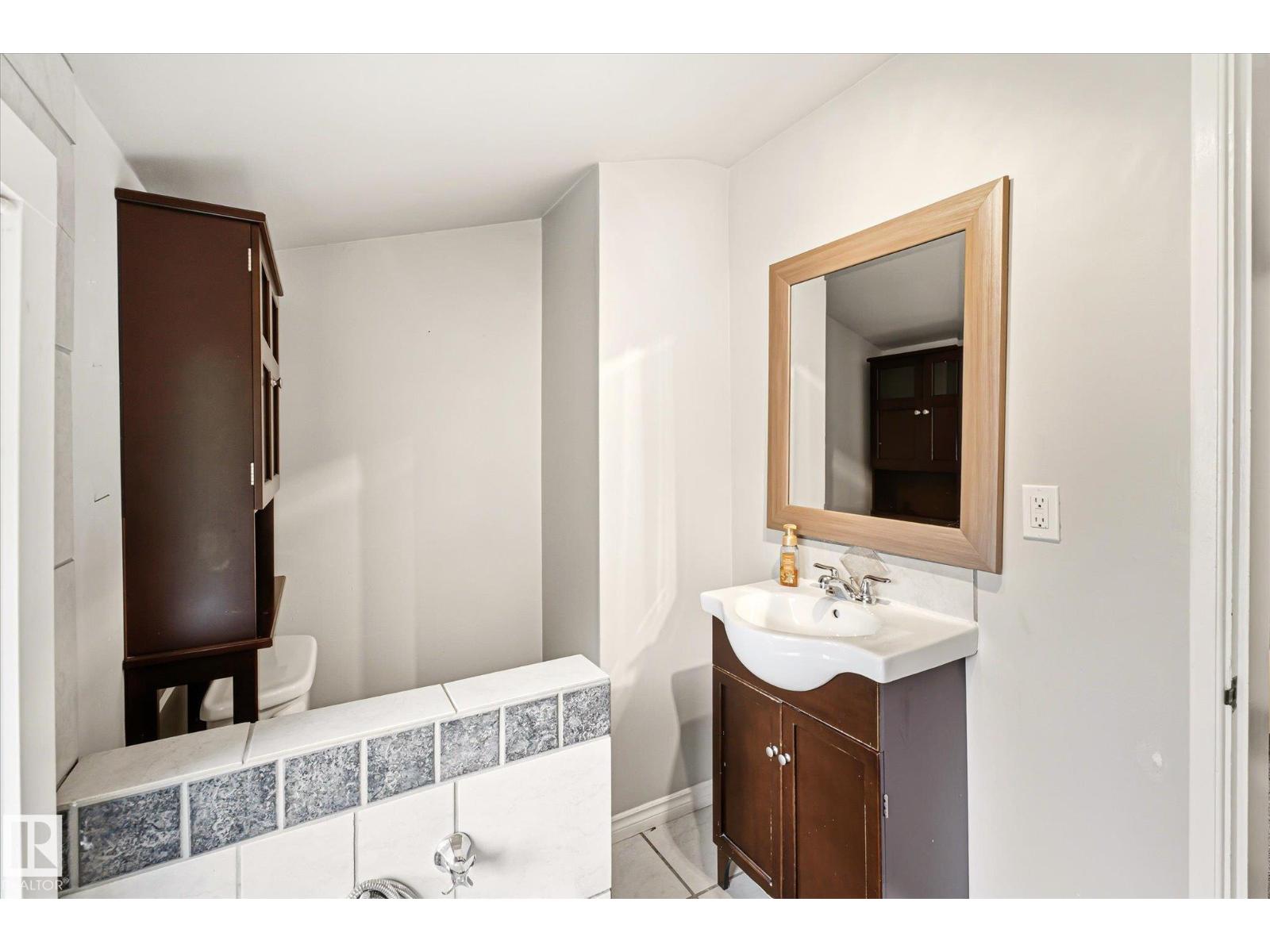 11322 56 St Nw Property Photo 29