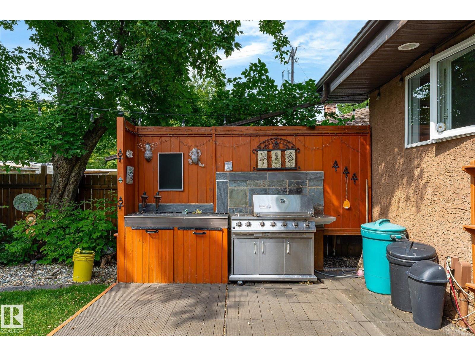 11322 56 St Nw Property Photo 42