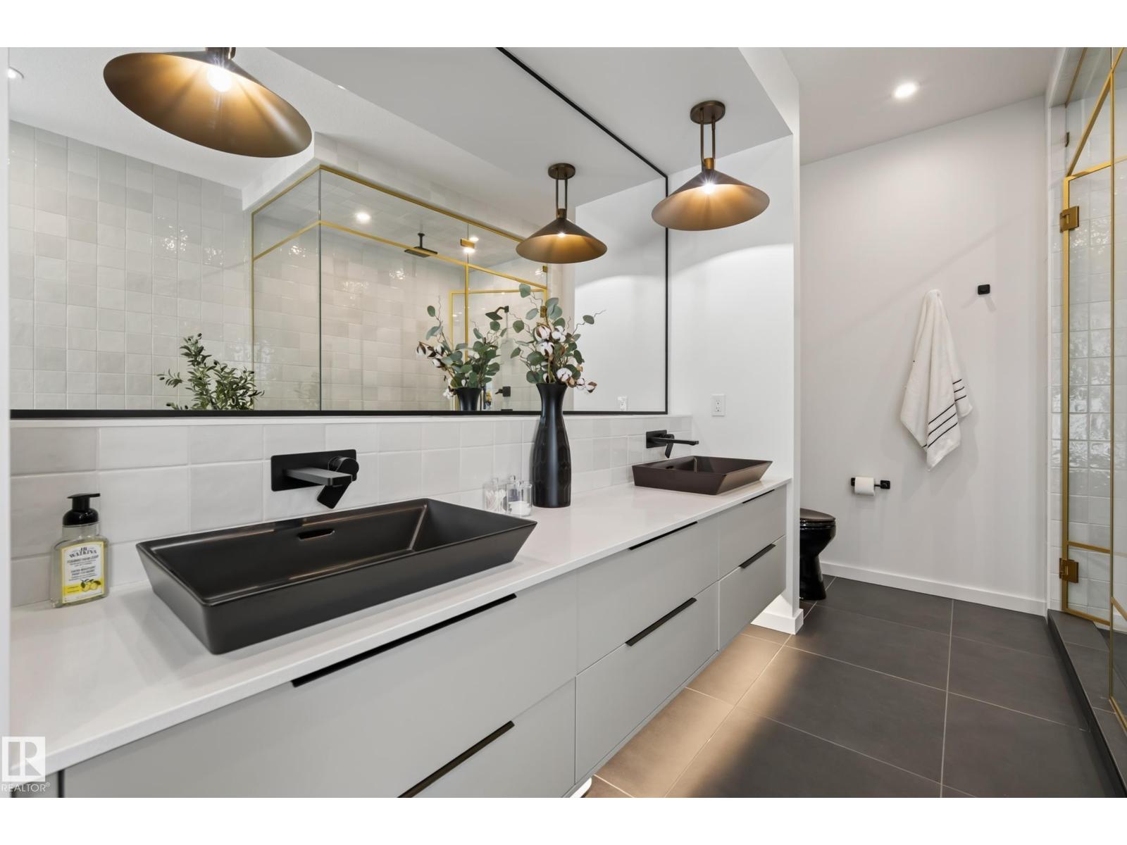 #42 5 Rondeau Dr Property Photo 22