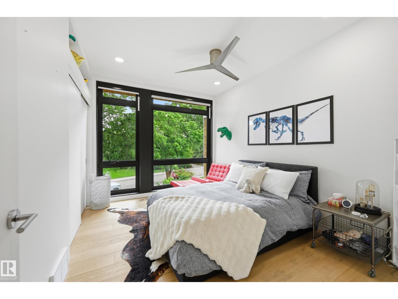 8712 120 St Nw Property Photo 40